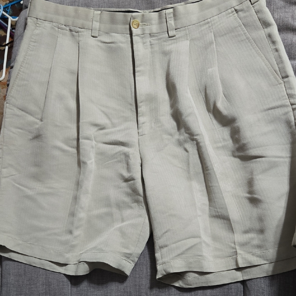 Callaway Beige Pleated Front Men's Golf Shorts